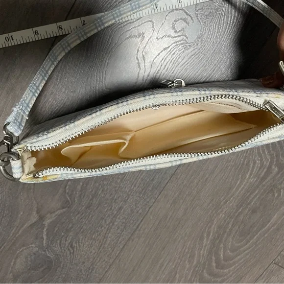 Plaid Shoulder Bag in Cream and Blue - Picture 5 of 6